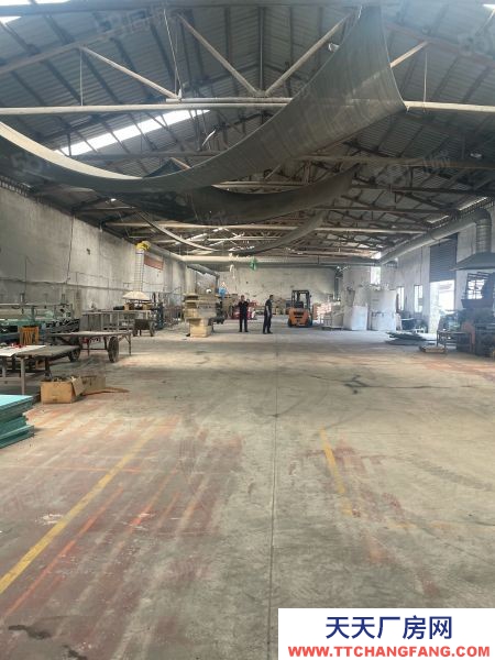 長沙市天心區  湖南鋼材市場廠房1300平米出租 可以分租