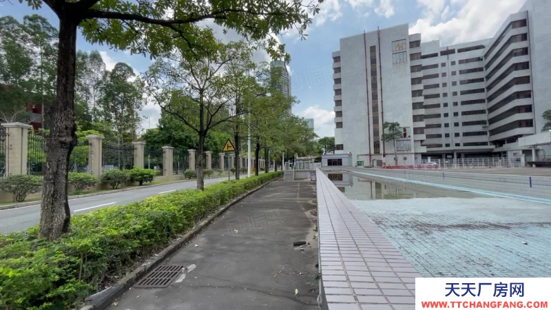 (出租) 深圳羅湖蓮塘新出4萬平獨門獨院紅本廠房，大小可分租，行業不限