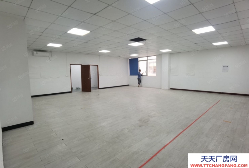 (出租) 南山西麗地鐵口300米，800平標準廠房出租，性價比高。