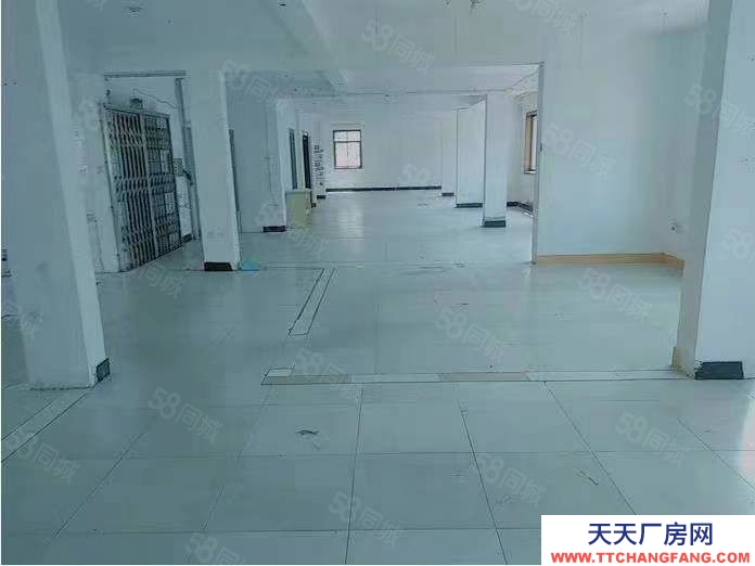 長沙市芙蓉區 火炬村北300平廠房出租