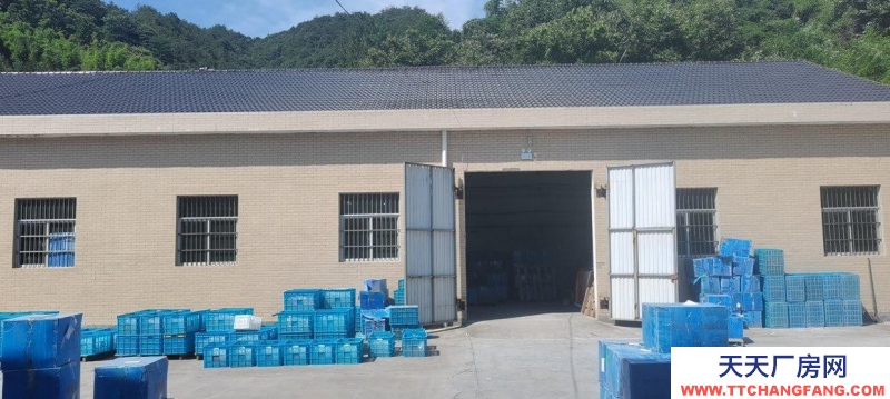 杭州臨安(出租) 1000一1400平方及1600平米硬化場地出租，價格面議