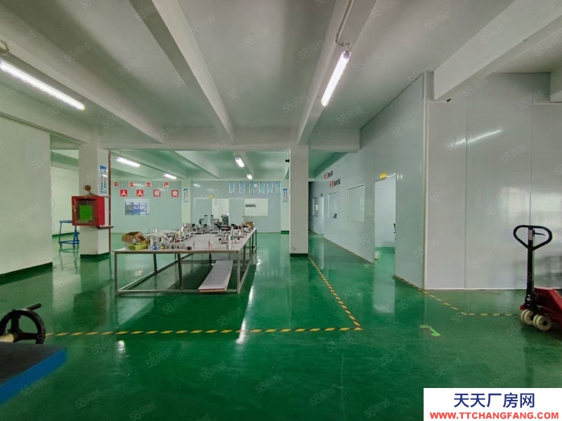 (出租) 深圳龍崗原房東！寶龍工業(yè)區(qū)860平精裝修紅本廠房出租可辦環(huán)評(píng)可分