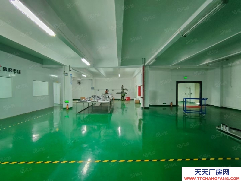 (出租) 深圳龍崗原房東！寶龍工業(yè)區(qū)860平精裝修紅本廠房出租可辦環(huán)評(píng)可分