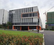 (出售) 宜昌五峰全新鋼構廠房出售，50年產權，可裝10噸行車