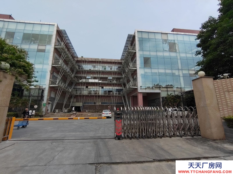 (出租) 東莞長安工業園廠房倉庫出租4500平精裝修可辦環評空地超大