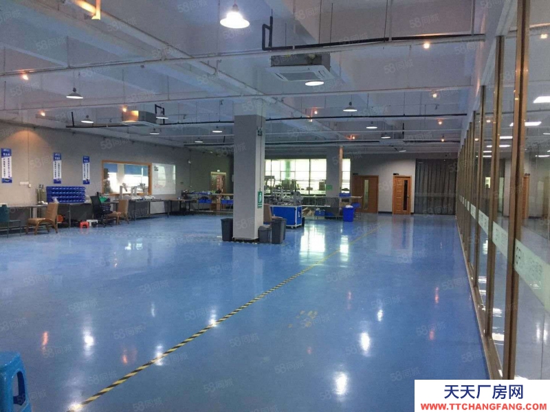 (出租) 東莞長安剛空出1100平方廠房出租，樓上現(xiàn)成精裝修水電齊全，通風采光