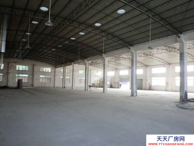 棗莊嶧城區(qū)左莊街道門市+場地1500平方