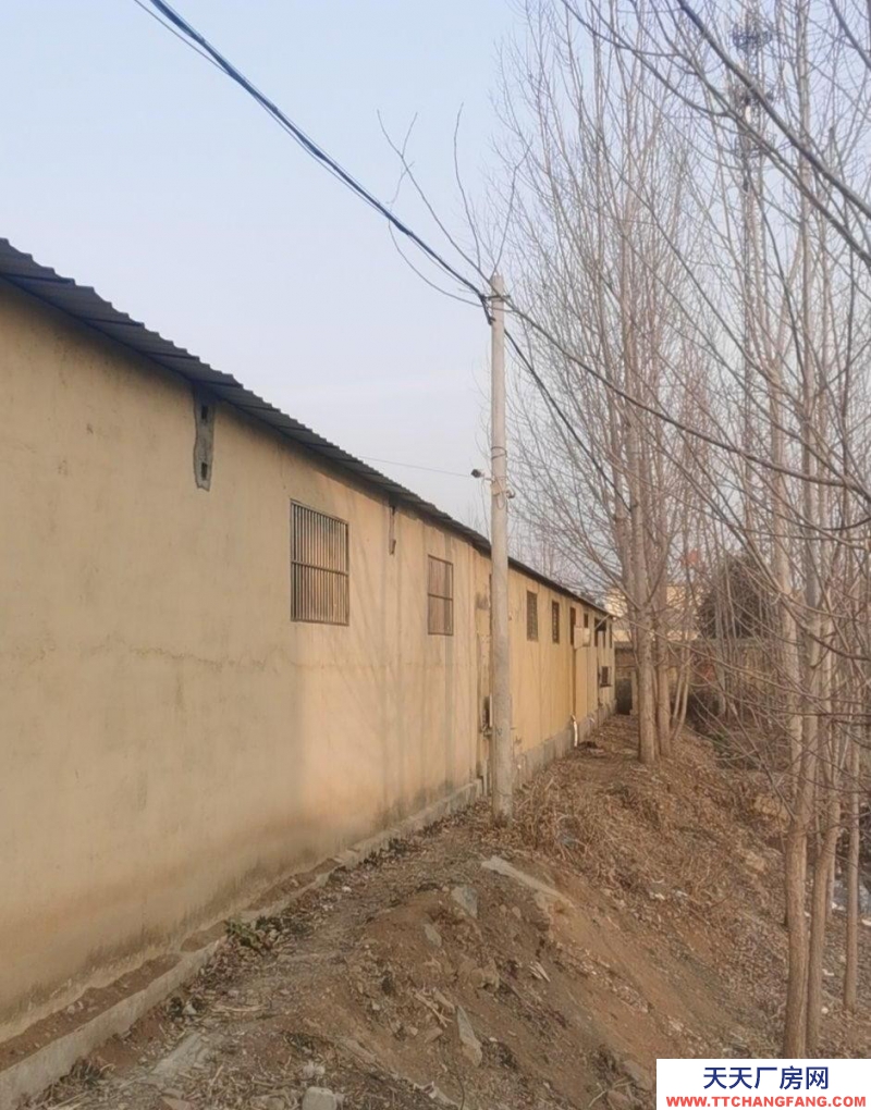 棗莊嶧城三相電，自來水，門口可進半掛車，寬帶監(jiān)控齊全，適合各種加工廠