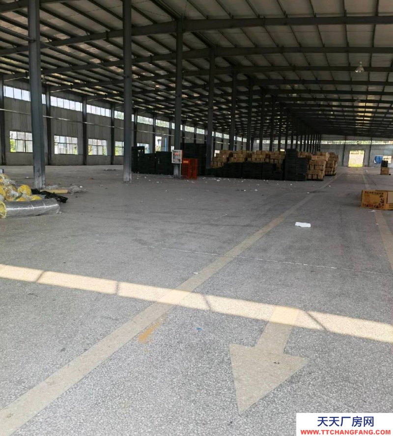 棗莊山亭能分開租，鋼結構大面積廠房，道路很寬進出大車方便。