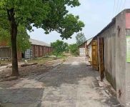 (出租) 荊州市荊州區安家岔紅光村獨門獨院1800平方廠房出租，另場地1700平方