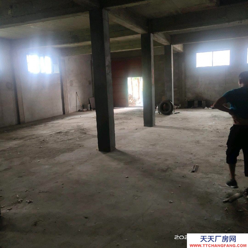 棗莊滕州大門(mén)能進(jìn)箱貨車(chē)，交通便利