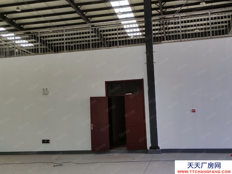 東營智能裝備園區 飛機場旁 1500平獨院單一層廠房出租