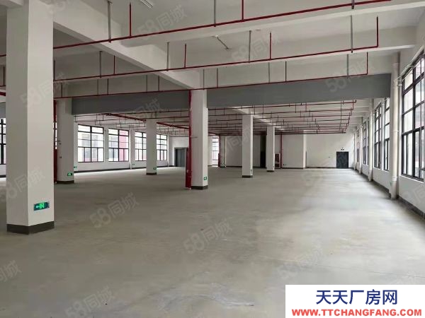 蘇州市常熟市東南開發(fā)區(qū)國有土地27畝，多層廠房面積19800平方米