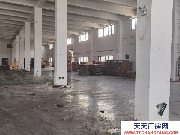 蘇州市常熟市尚湖1樓650平高7米適合紡織，機械，注塑模具倉庫，等有宿舍