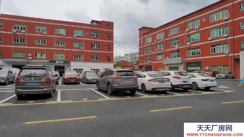 (出租) 深圳龍崗中心城地鐵口電商產業園辦公室320平低價出租地鐵口易招工