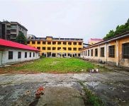 (出租) （匯鋪網(wǎng)免費(fèi)找店）十堰丹江口六里坪臨街6000平場(chǎng)地廠房招租