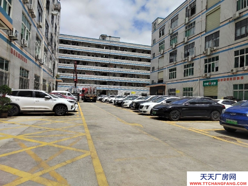 (出租) 佛山禪城層高4.2米，現(xiàn)成裝修，配套消防，禪城區(qū)新900平廠房出租