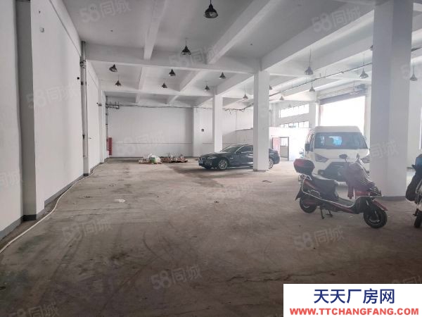 蘇州市相城區(qū)黃埭工業(yè)區(qū) 標(biāo)準(zhǔn)廠房一樓1000平 車輛進(jìn)出便利