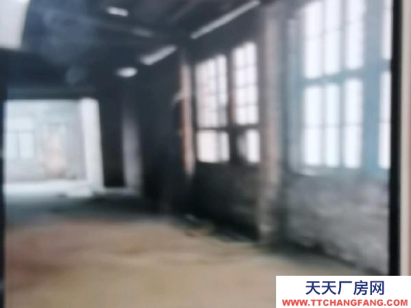 益陽市沅江市  分兩個(gè)倉庫，可分開租賃。