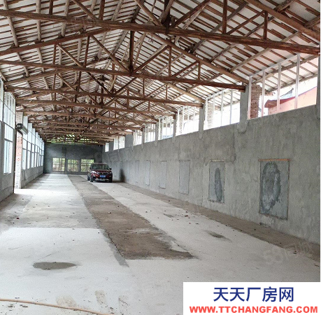 常德市武陵區(qū)東星家居廣場旁房東直租廠房倉庫可行大車有三相交流電