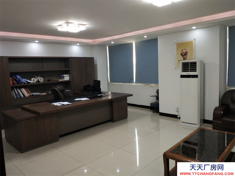 成都8500平稀缺工業廠房出售，雙證，食品、生物、包裝、印刷、機加可進！