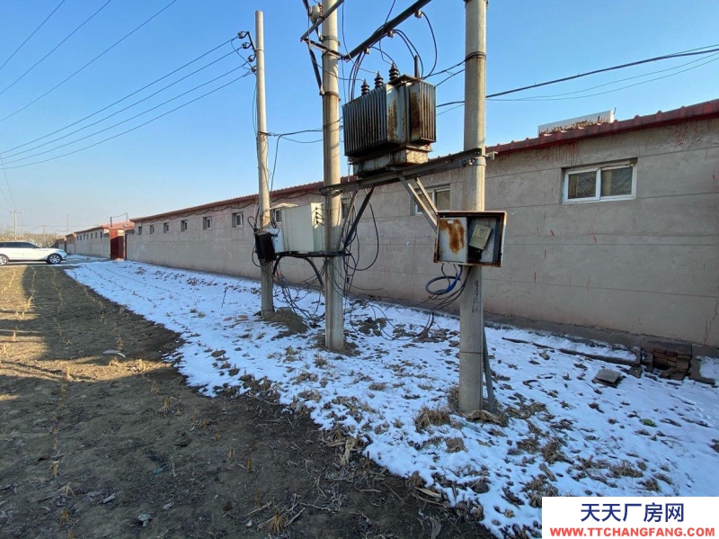 唐山 古治 機械加工廠，也可當其他或者倉庫使用，水電齊全面積12畝