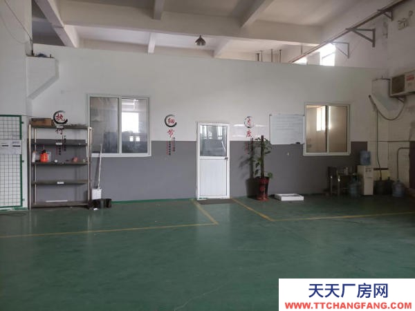 無錫濱湖胡埭1000平方標準廠房，有環氧地坪，有行車，近國道