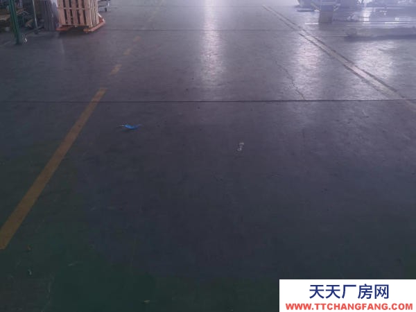 無錫濱湖胡埭1000平方標準廠房，有環氧地坪，有行車，近國道