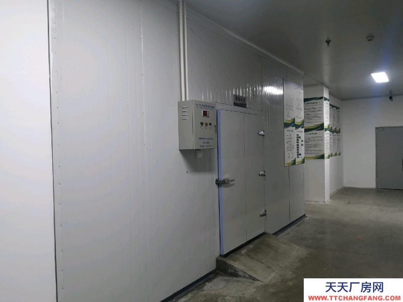 (出租) 成都郫縣食品園區(qū)，精裝修，資質(zhì)齊全，交通方便，離成都市中心很近。