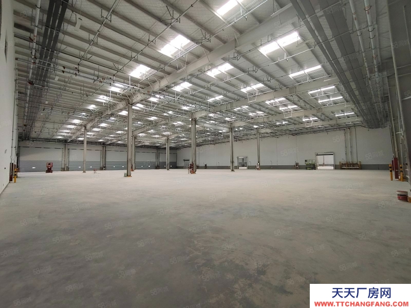 (出租)西安未央區(qū) 天章大道，草灘及高新有大面積單層廠房出租業(yè)態(tài)不限！