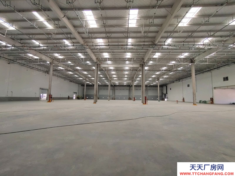 (出租)西安未央區(qū) 天章大道，草灘及高新有大面積單層廠房出租業(yè)態(tài)不限！