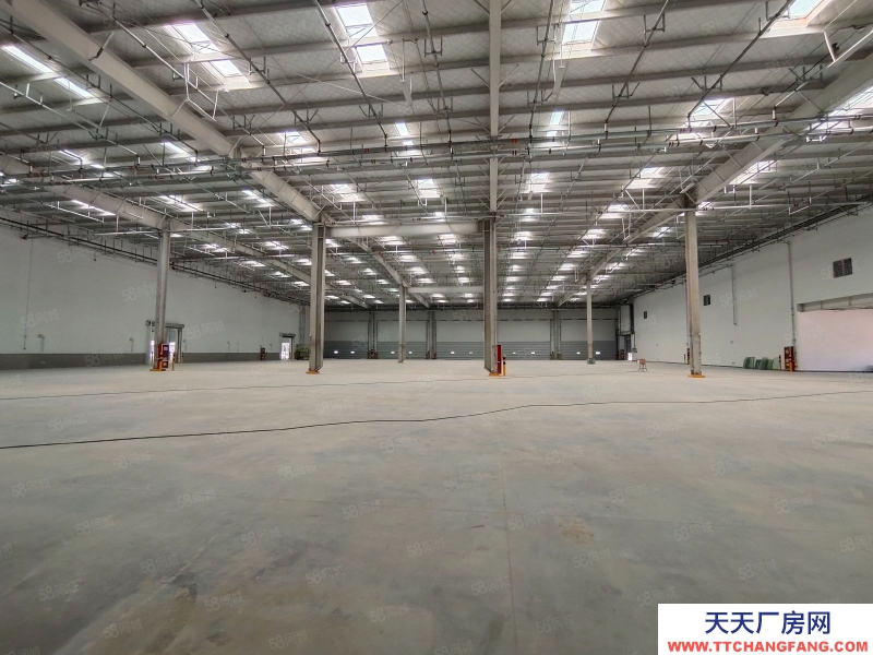 (出租)西安未央區(qū) 天章大道，草灘及高新有大面積單層廠房出租業(yè)態(tài)不限！