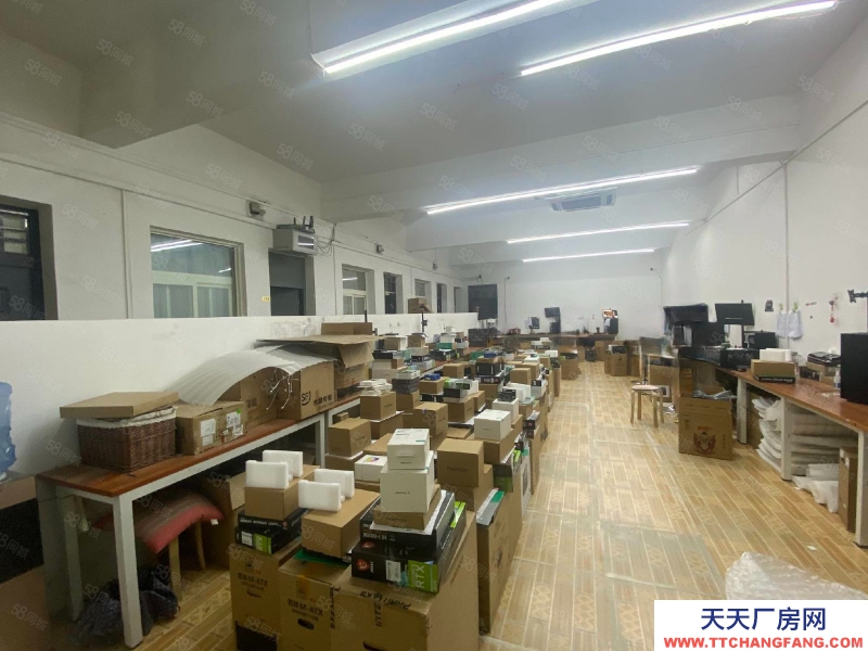 (出租)西安雁塔雁引路東伍村1500平多功能房誠(chéng)意招租，帶辦公住宿