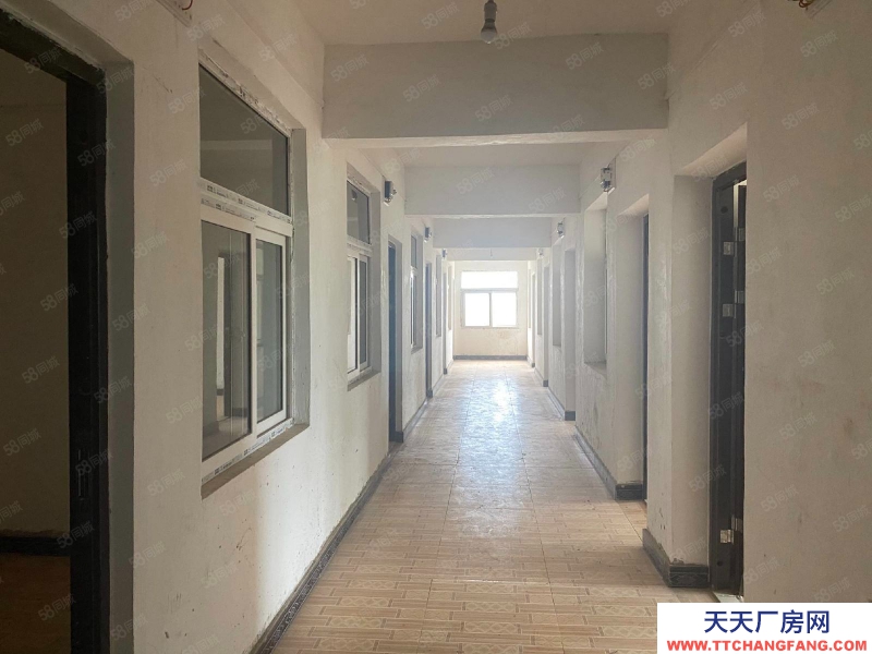 (出租)西安雁塔雁引路東伍村1500平多功能房誠(chéng)意招租,帶辦公住宿