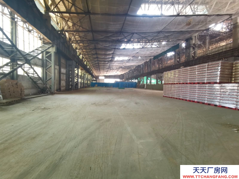 (出租) 西安連湖區(qū)3000平廠房 層高12米 價(jià)格30平可以分割隨時(shí)看房