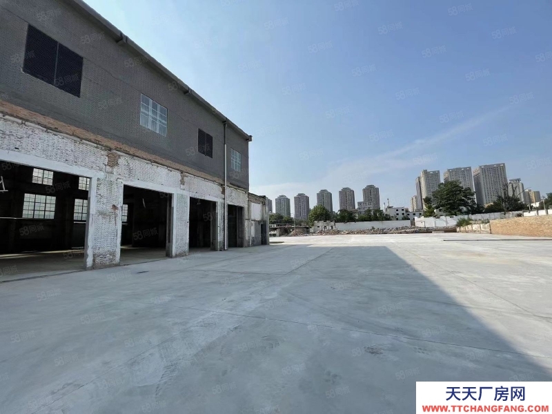 (出租) 西安灞橋東郊紡織城地鐵口獨院25000（汽車類型市場招租）