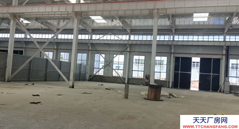 (出租)西安 高陵標準廠房，可進大車，可辦評。總面積5600平米。