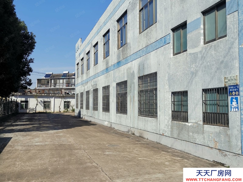 寧波鄞州(出售) 東錢湖工業(yè)廠房，占地10畝，高度7米，大車進(jìn)出方便