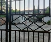 (出售) 資陽簡陽村小學學校，整體出售，集體建設用地，交通方便