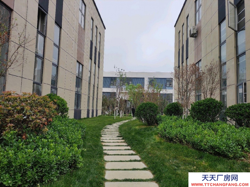 濟寧任城生產辦公于一體的花園式工業園區