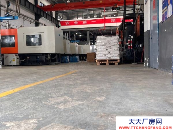 湘潭市岳塘區(qū)工業(yè)園內，整棟單層廠房，可分售