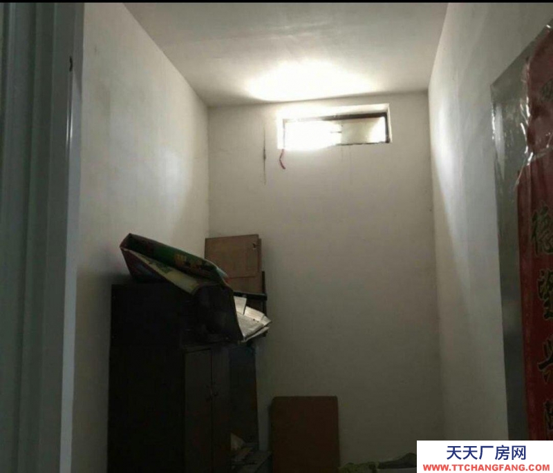廊坊 大廠  地下室有窗戶，可儲存物品，可用于飯店放置物品