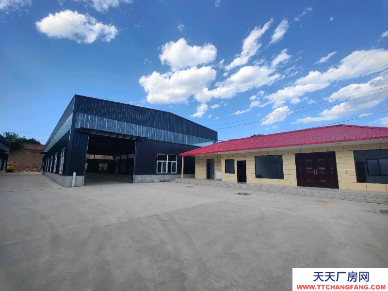 (出租) 咸陽興平交通便利，水電齊全。新蓋鋼結構可架航車。