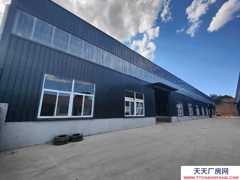 (出租) 咸陽興平交通便利,水電齊全。新蓋鋼結構可架航車。