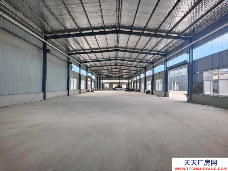 (出租) 咸陽興平交通便利,水電齊全。新蓋鋼結構可架航車。