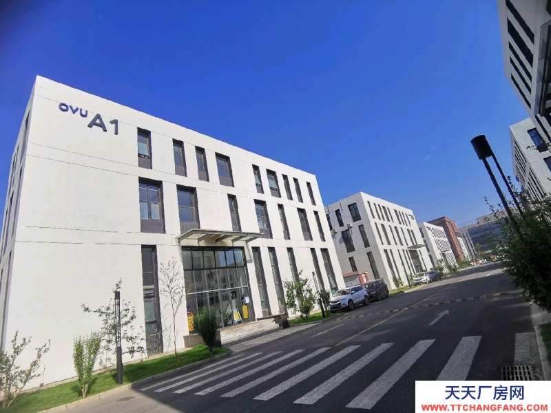 (出售)咸陽(yáng)秦都 2層半贈(zèng)送露臺(tái)，50年產(chǎn)權(quán)，高速路口旁