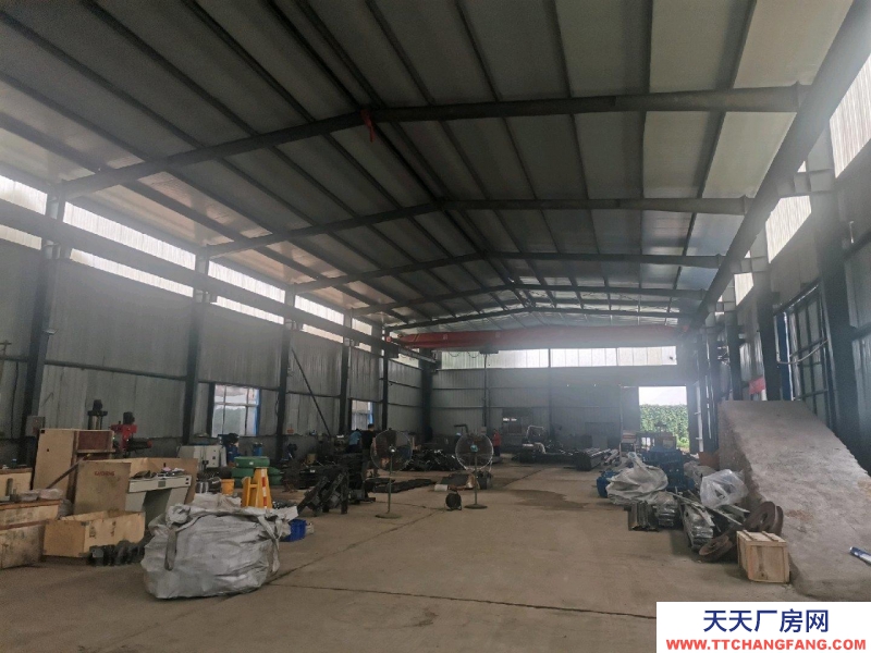 濟寧鄒城沿街廠房，出行方便，自帶五噸行車