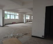 (出租)隨州 曾都區(qū)國際汽配城三樓出租可以分割有電梯地板磚大白墻