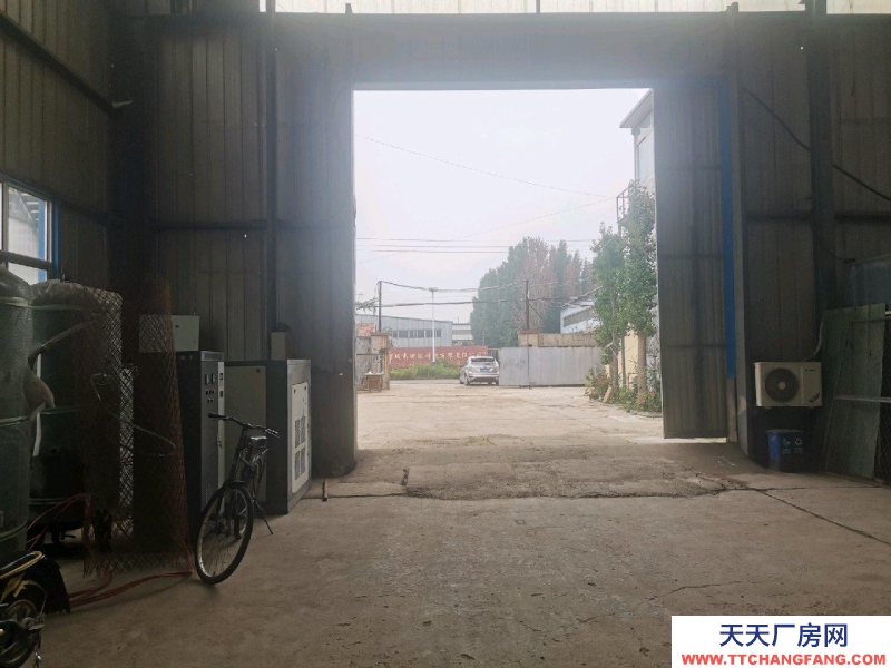 濟寧鄒城沿街廠房，出行方便，自帶五噸行車