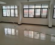 (出租) 仙桃地處一中對面，交通方便，人流量大